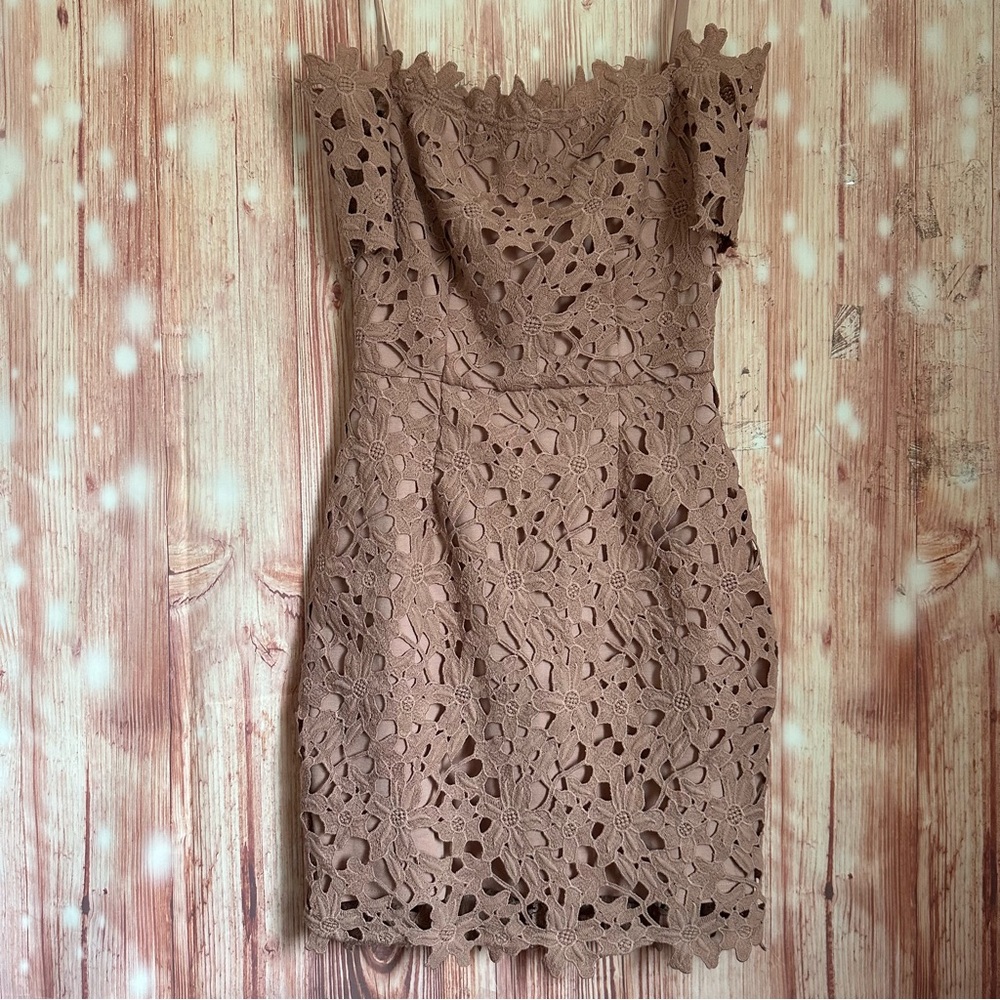 Design Lab Lord & Taylor Blush Off Shoulder Floral Lace Mini Dress Size XS